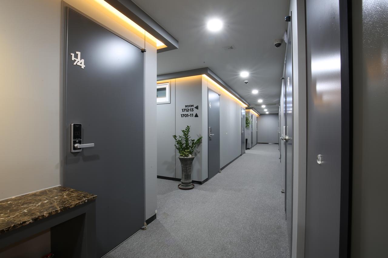 Philstay Myeongdong Seoel Buitenkant foto