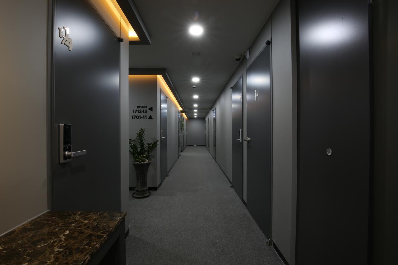 Philstay Myeongdong Seoel Buitenkant foto