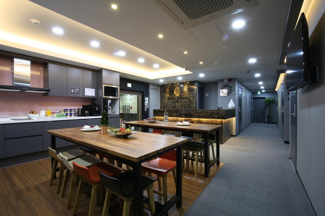 Philstay Myeongdong Seoel Buitenkant foto
