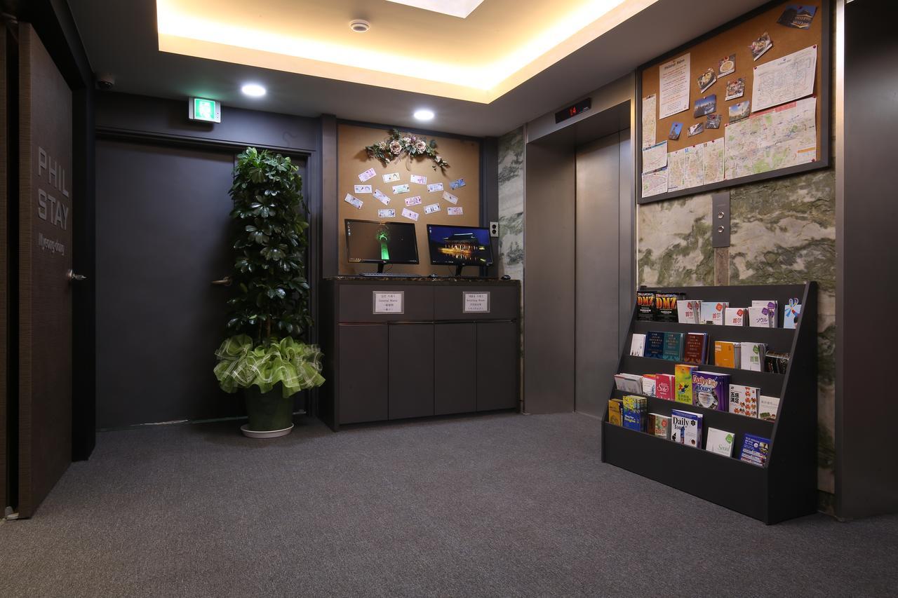 Philstay Myeongdong Seoel Buitenkant foto