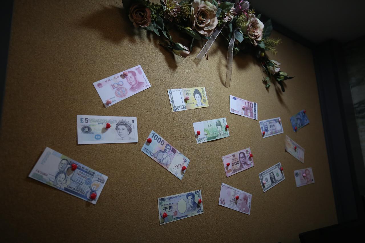 Philstay Myeongdong Seoel Buitenkant foto