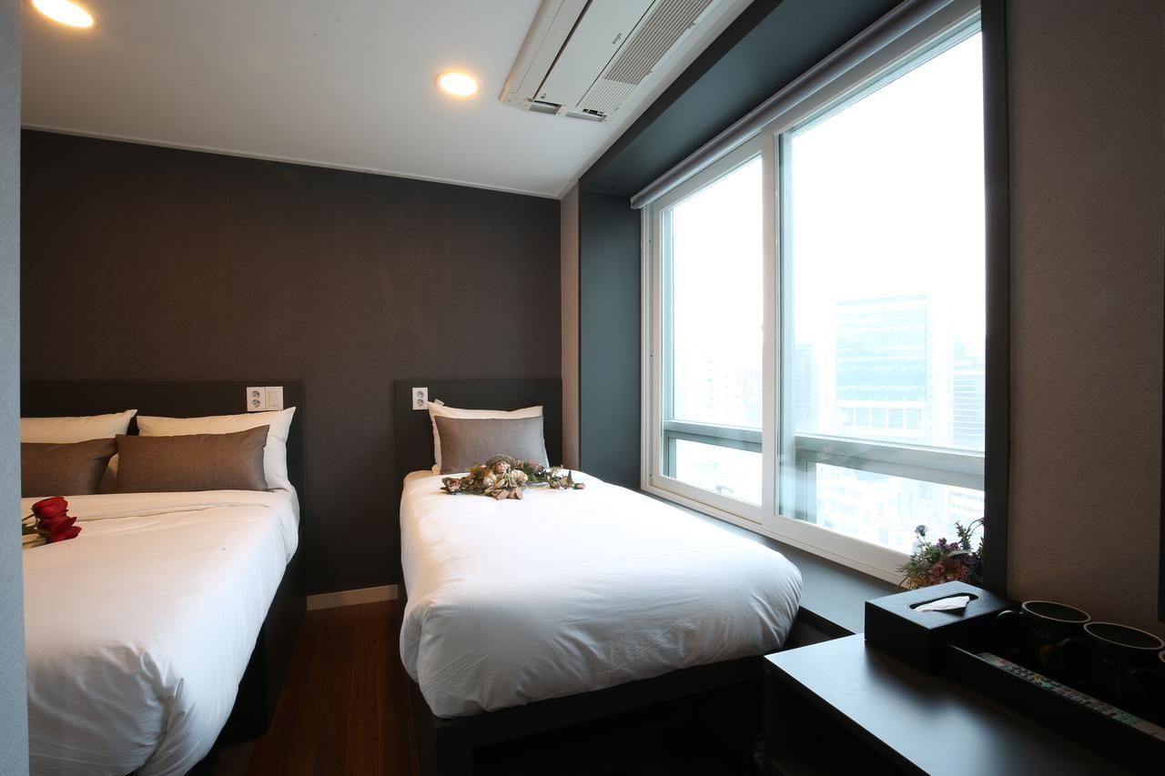 Philstay Myeongdong Seoel Buitenkant foto