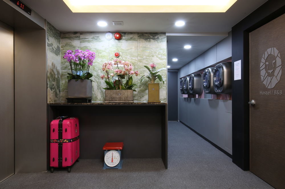 Philstay Myeongdong Seoel Buitenkant foto