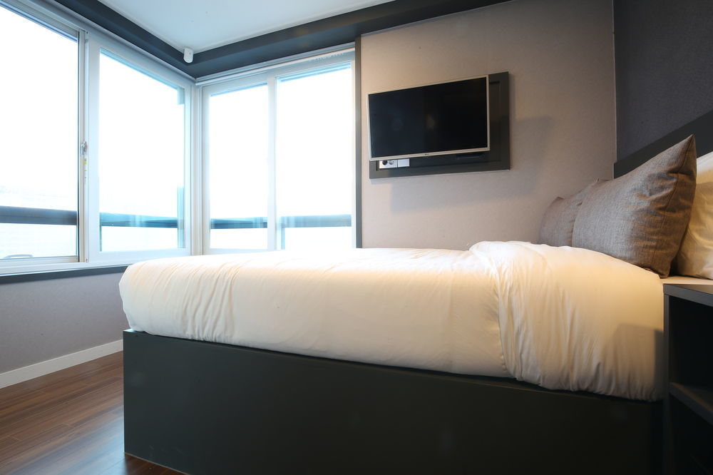 Philstay Myeongdong Seoel Buitenkant foto